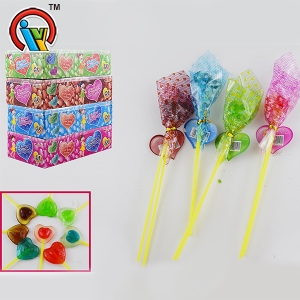 doce de fruta com formato de coração de pirulito duplo